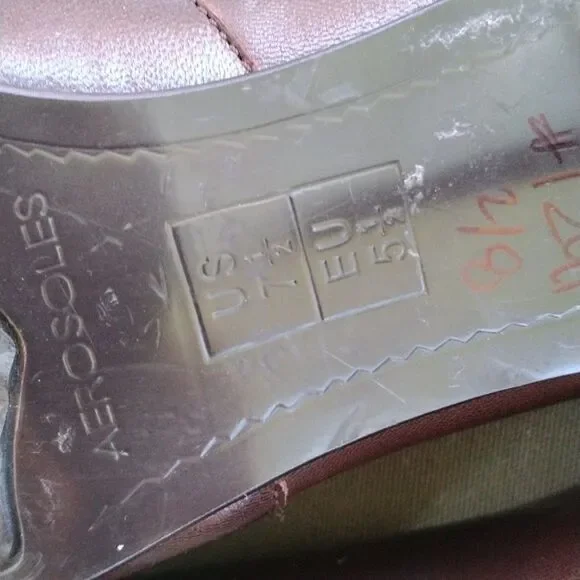 Aerosoles Brown Suede and Leather Heels - Picture 9 of 12